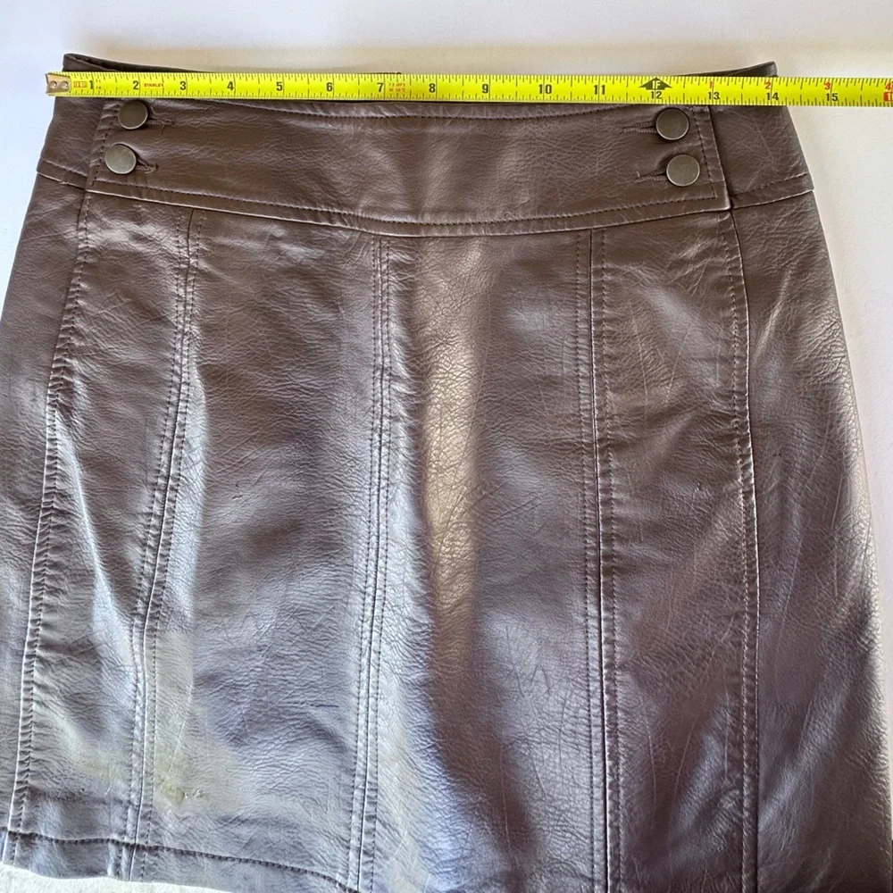 Free People | Brown | Mini Skirt Faux Leather Size:6 Brown